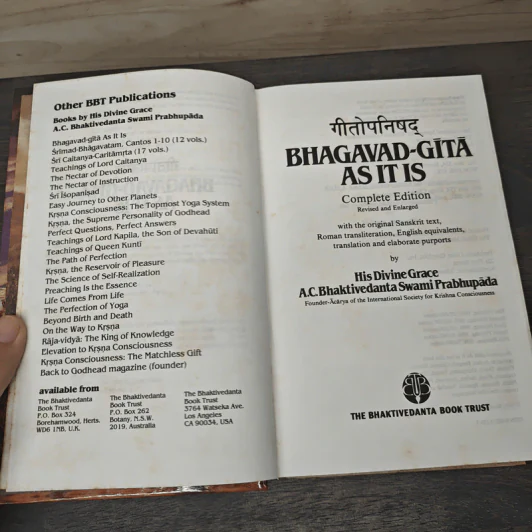 Bhagavad-Gita As It Is - A. C. Bhaktivedanta Swami Prabhupada รูปที่ 6