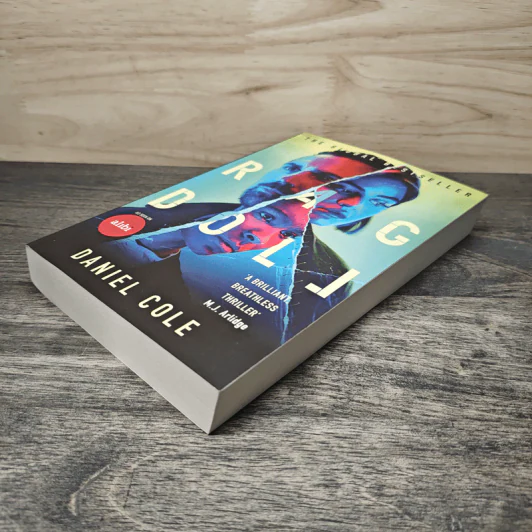 Ragdoll - Daniel Cole รูปที่ 3