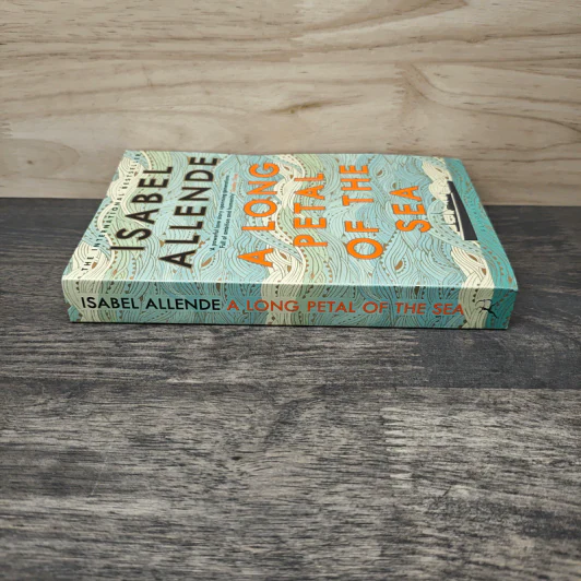 A Long Petal of the Sea - Isabel Allende รูปที่ 2
