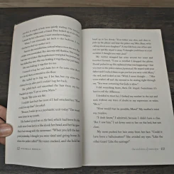 The Evolution of Mara Dyer - Michelle Hodkin รูปที่ 7