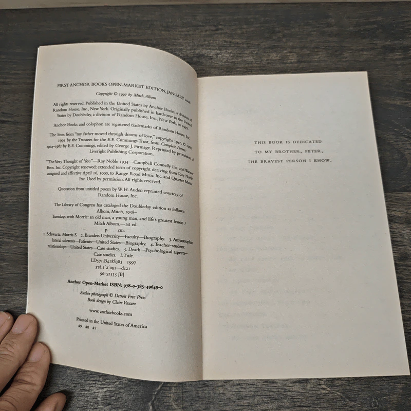 Tuesdays with Morrie - Mitch Albom รูปที่ 6