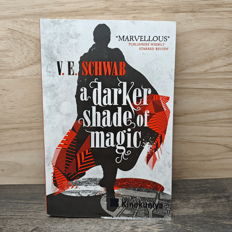 A Darker Shade of Magic - V.E. Schwab รูปที่ 1