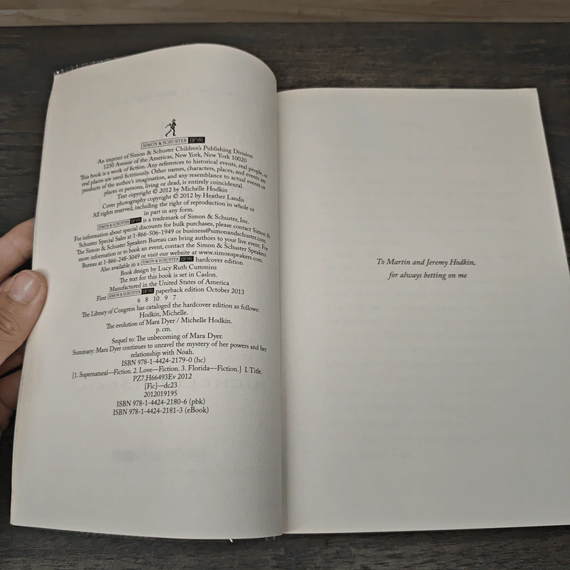The Evolution of Mara Dyer - Michelle Hodkin รูปที่ 6