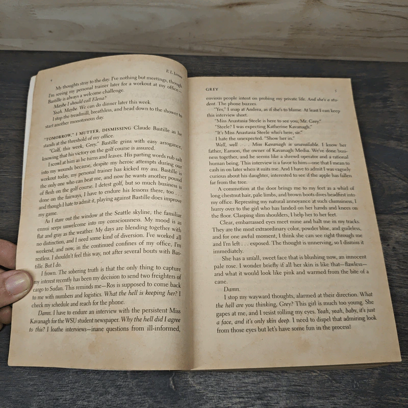 Grey: Fifty Shades of Grey as Told by Christian - E L James รูปที่ 7