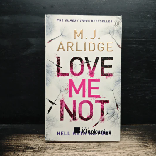 Love Me Not - M. J. Arlidge รูปที่ 1