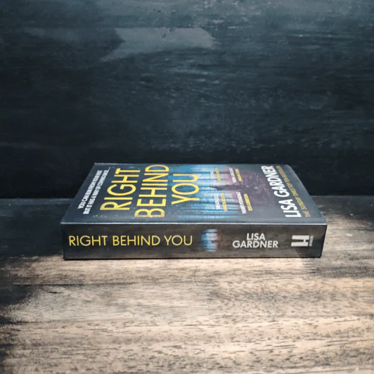 Right Behind You - Lisa Gardner รูปที่ 3