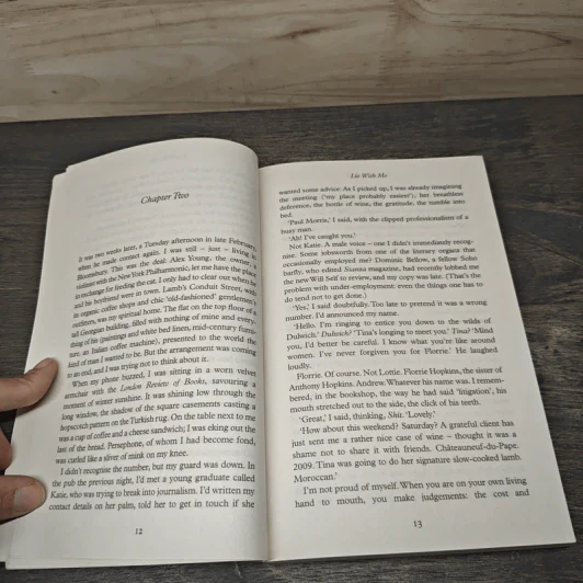 Lie With Me - Sabine Durrant รูปที่ 7