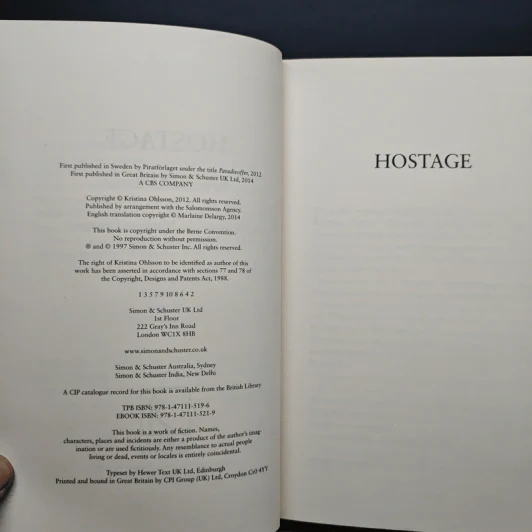 Hostage - kristina Ohlsson รูปที่ 6
