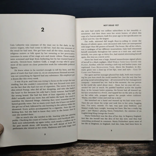 Not Dead Yet - Peter James รูปที่ 8