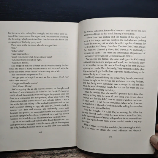 A Delicate Truth - John le Carré รูปที่ 8