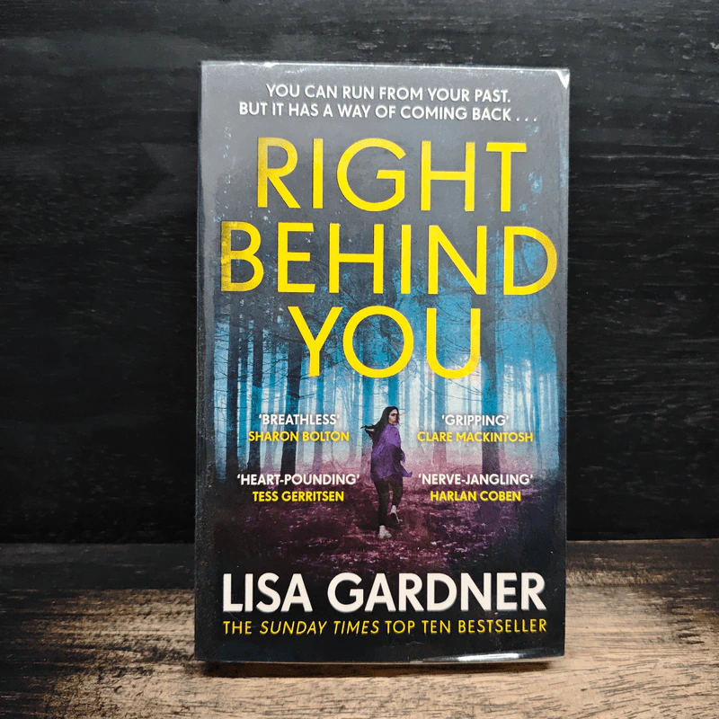 Right Behind You - Lisa Gardner รูปที่ 1