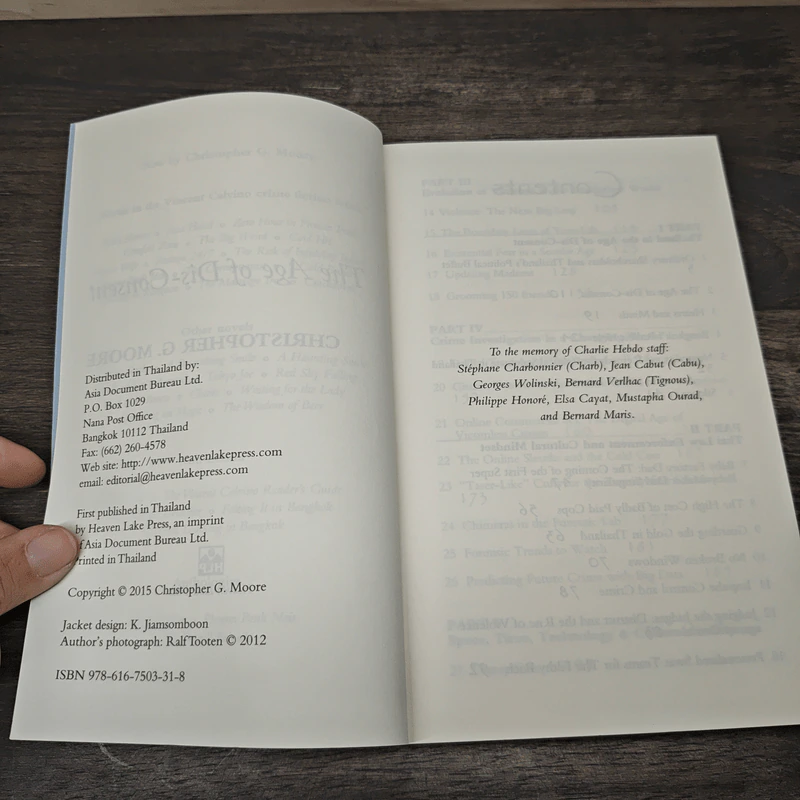 The Age of Dis-Consent - Christopher G. Moore รูปที่ 6