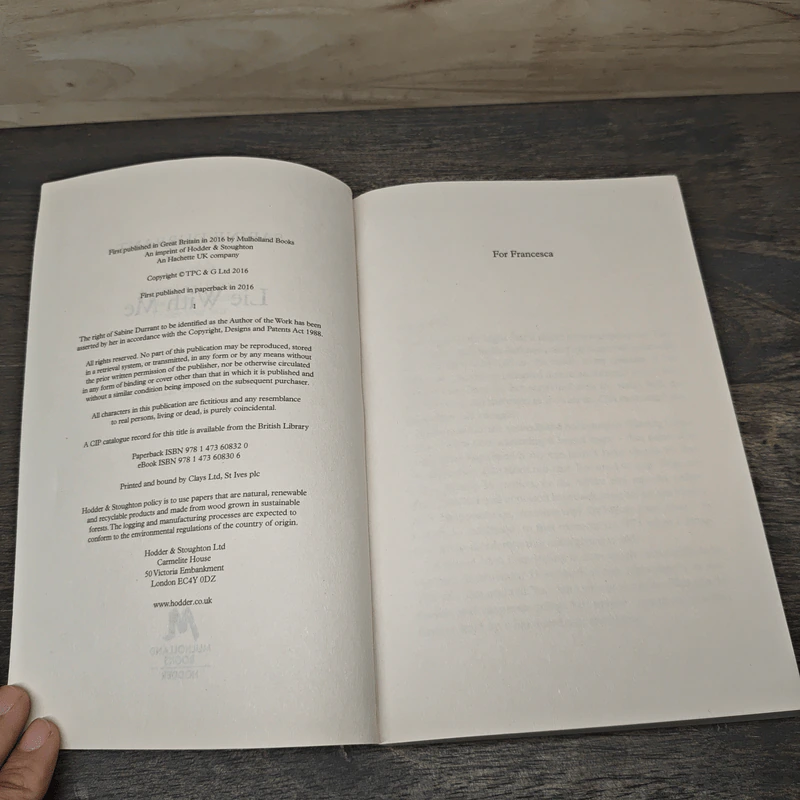 Lie With Me - Sabine Durrant รูปที่ 6