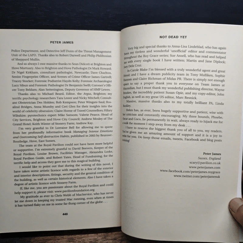Not Dead Yet - Peter James รูปที่ 9