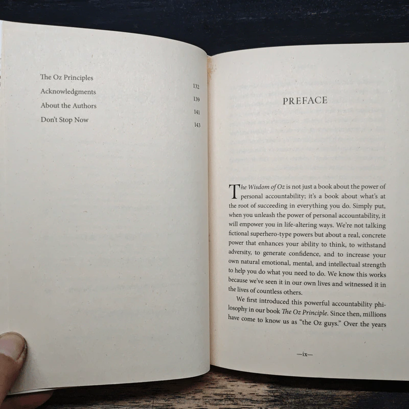 The Wisdom of Oz - Roger Connors, Tom Smith รูปที่ 7