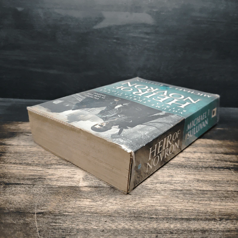Heir of Novron - Michael J. Sullivan รูปที่ 5