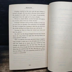 Hard Girls - Martina Cole รูปที่ 8