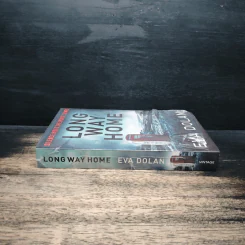Long Way Home - Eva Dolan รูปที่ 3