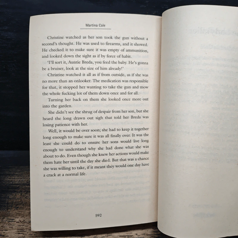 Hard Girls - Martina Cole รูปที่ 8