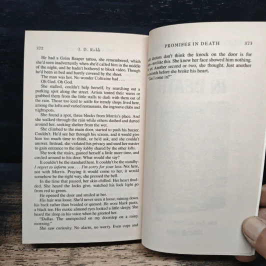 Salvation In Death - J.D. Robb รูปที่ 8