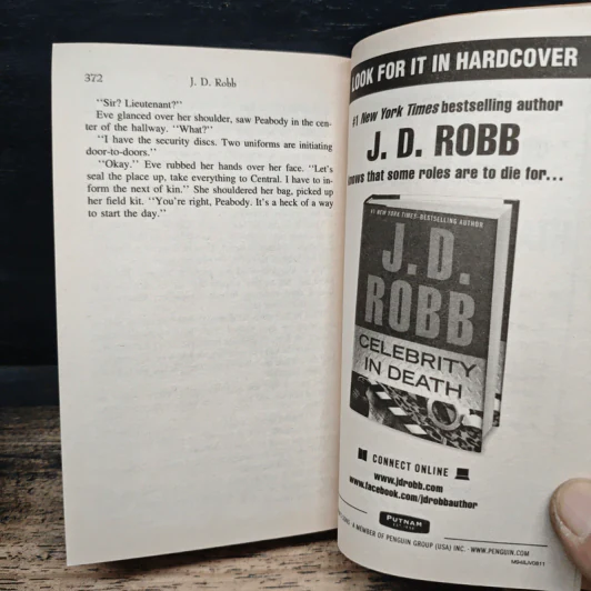 Vengeance in Death - J.D.Robb รูปที่ 8