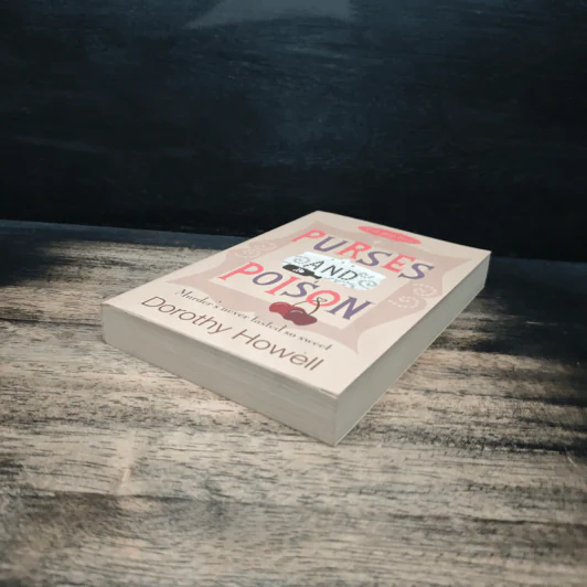 Purses and Poison - Dorothy Howell รูปที่ 4