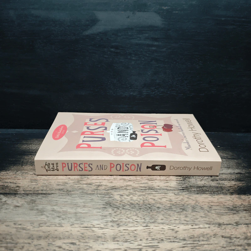 Purses and Poison - Dorothy Howell รูปที่ 3