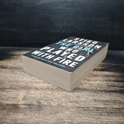 The Girl who Played with Fire - Stieg Larsson รูปที่ 4