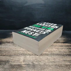 The Girl Who Kicked The Hornets' Nest - Stieg Larsson รูปที่ 4
