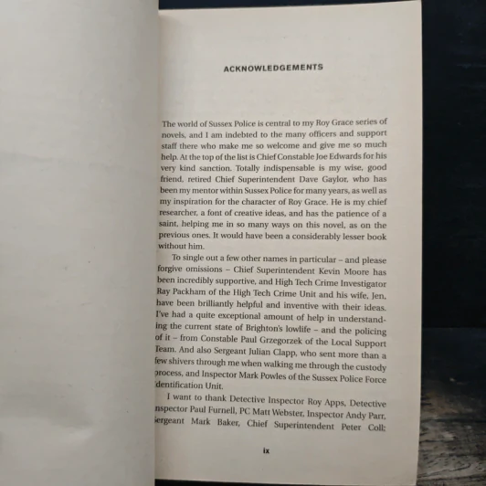 Not Dead Enough - Peter James รูปที่ 7