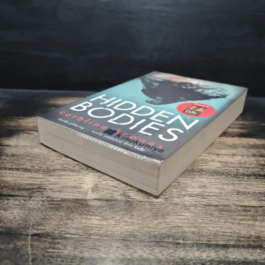 Hidden Bodies - Caroline Kepnes รูปที่ 4