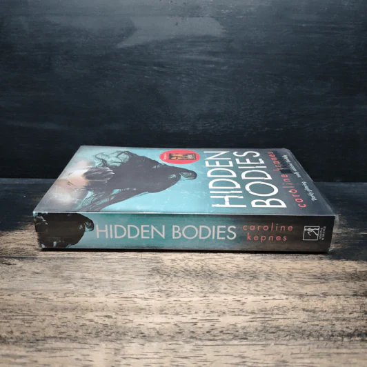 Hidden Bodies - Caroline Kepnes รูปที่ 3