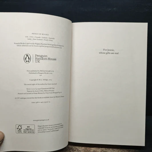 A Gift for Dying - M. J. Arlidge รูปที่ 6