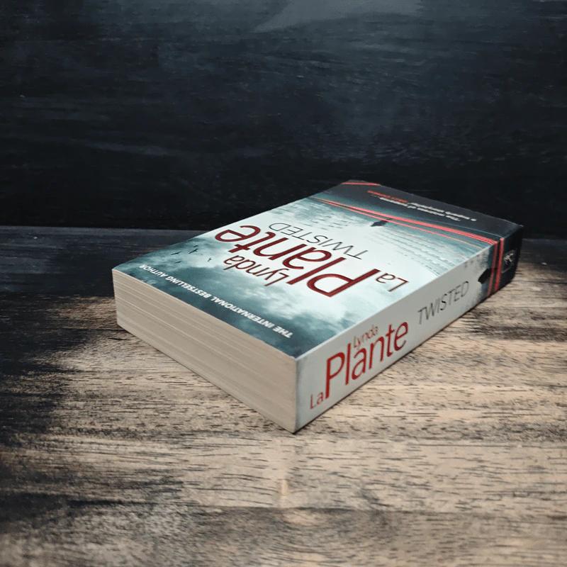 Twisted - Lynda La Plante รูปที่ 5