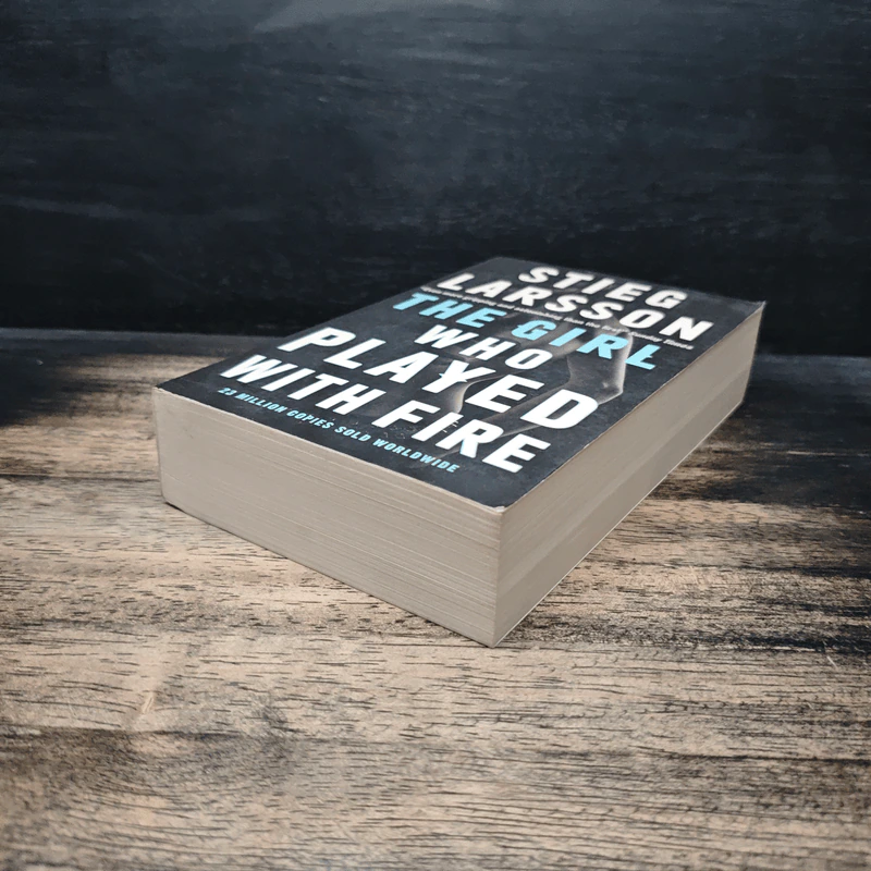 The Girl who Played with Fire - Stieg Larsson รูปที่ 4