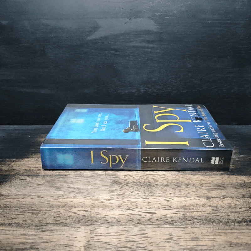 I Spy - Claire Kendal รูปที่ 3
