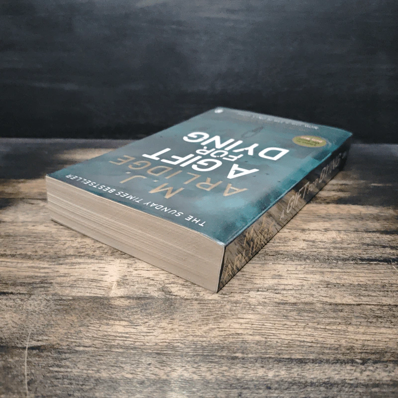 A Gift for Dying - M. J. Arlidge รูปที่ 5