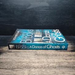 A Dance of Ghosts - Kevin Brooks รูปที่ 3