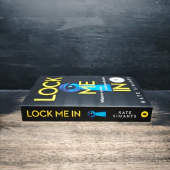 Lock Me In - Kate Simants รูปที่ 3