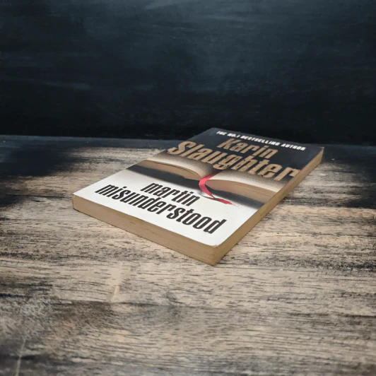 Martin Misunderstood - Karin Slaughter รูปที่ 4
