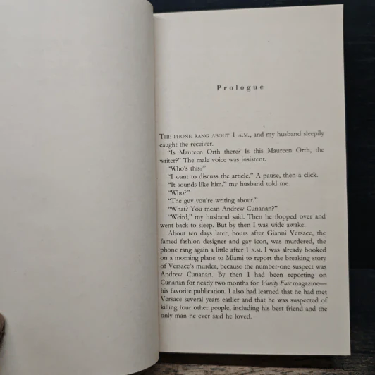 VULGAR FAVORS - Maureen Orth รูปที่ 9