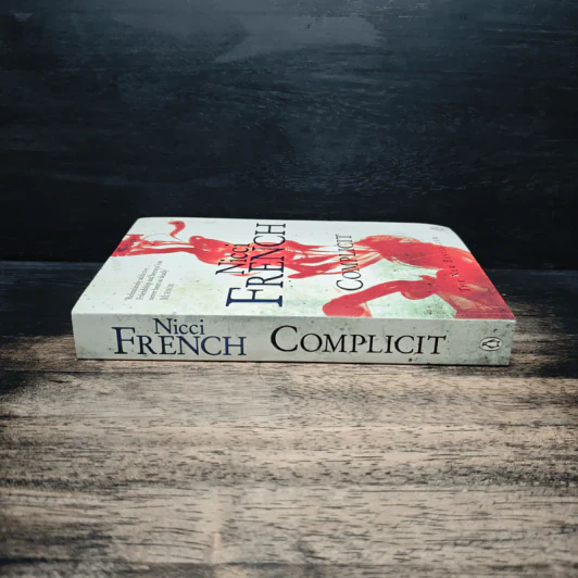 Complicit - Nicci French รูปที่ 3