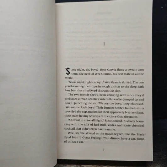 Out of Bounds - Val McDermid รูปที่ 7