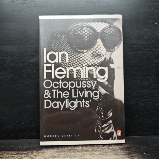 Octopussy and The Living Daylights - Ian Fleming รูปที่ 1