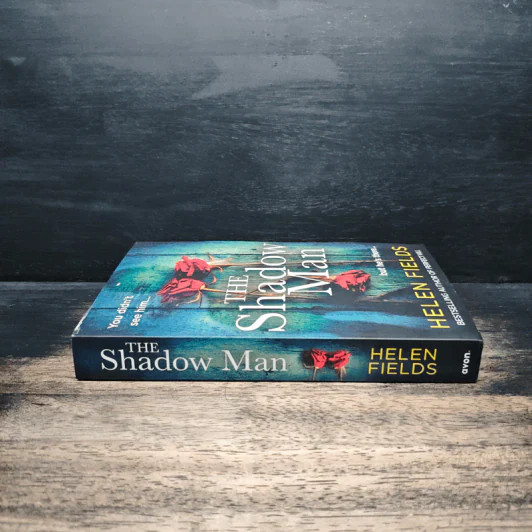 The Shadow Man - Helen Fields รูปที่ 3