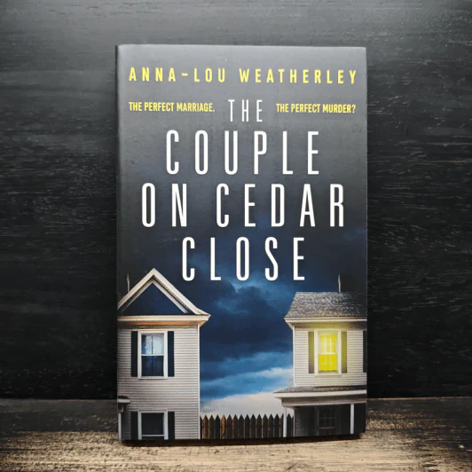 The Couple on Cedar Close - Anna-Lou Weatherley รูปที่ 1
