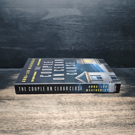 The Couple on Cedar Close - Anna-Lou Weatherley รูปที่ 3