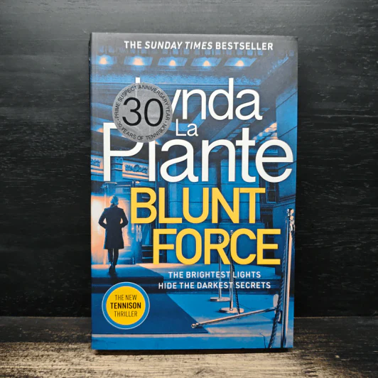 Blunt Force - Lynda La Plante รูปที่ 1