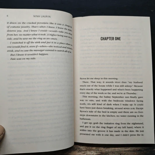 The Starter Wife - Nina Laurin รูปที่ 8