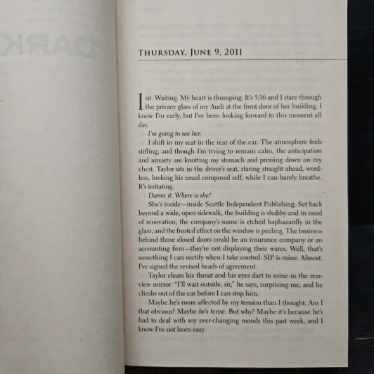 Darker - E L James รูปที่ 8